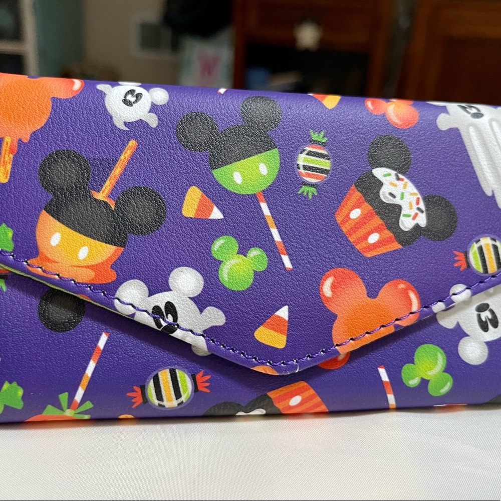 Loungefly Disney Mickey Mouse Halloween Mickey-O-Lantern Flap Wallet